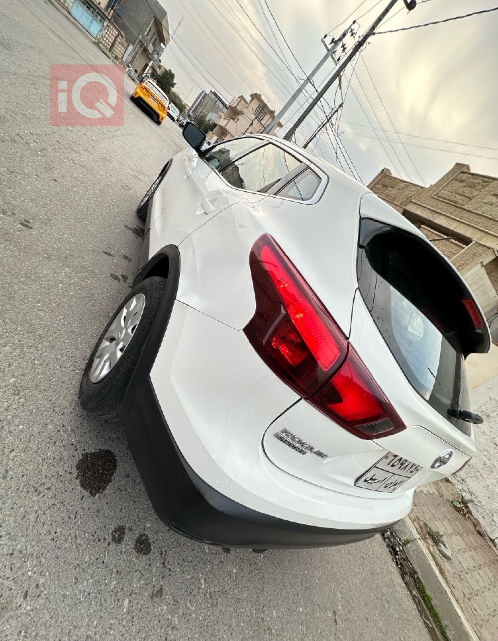 نيسان روج سبورت